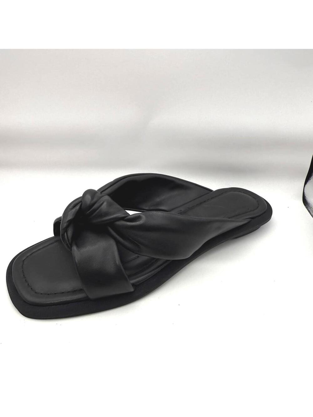 Louise et Cie LO-ABALEENA Black Cow Nappa Women's Flats Size 8.5M Sandals